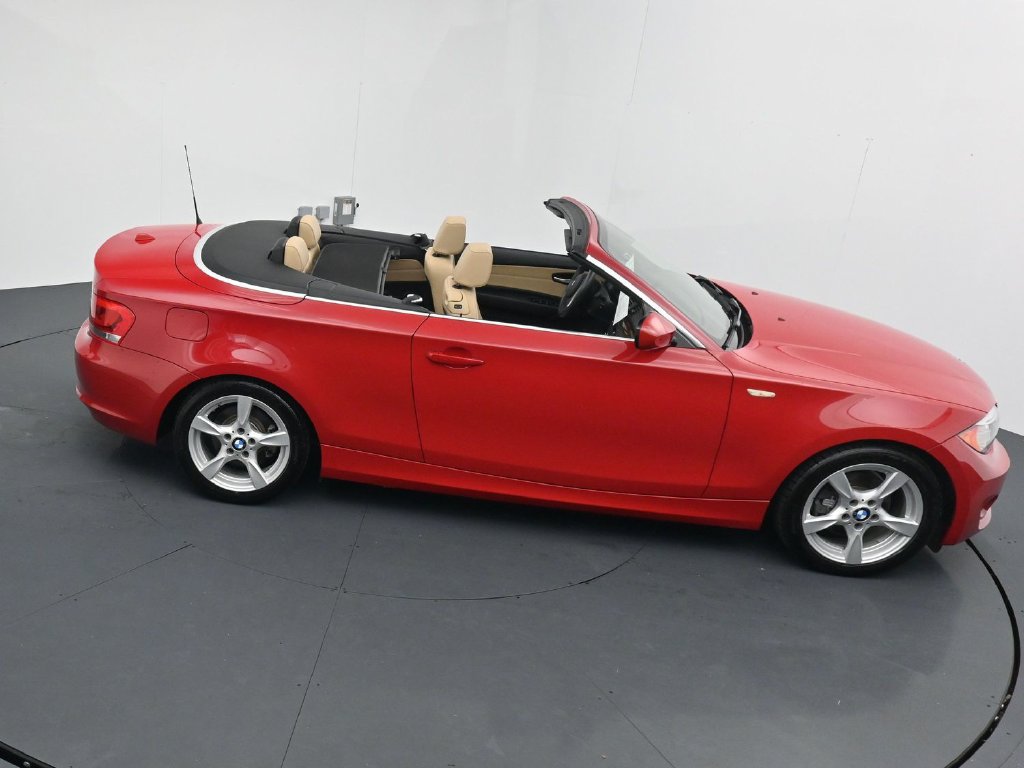 Used 2012 BMW 128i Convertible RWD image 28