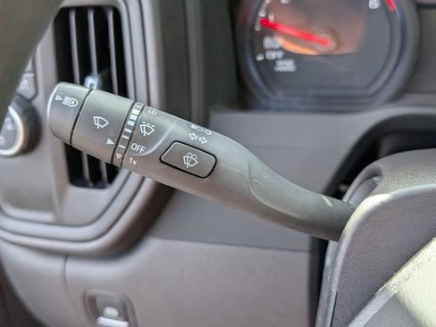 Used 2024 Chevrolet Silverado 1500 Custom image 34