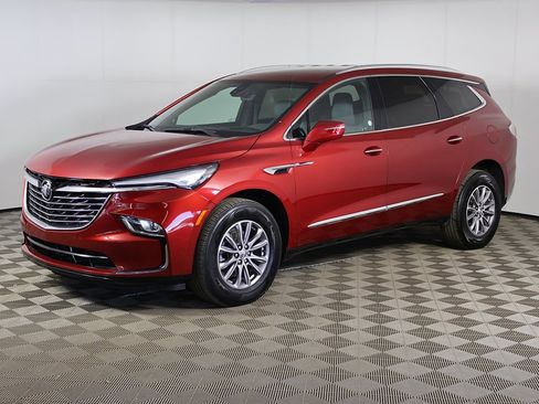 Used 2024 Buick Enclave Premium image 11
