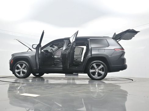 Used 2021 Jeep Grand Cherokee L Limited image 44