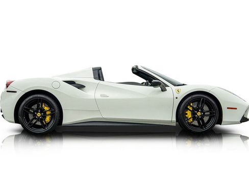 Used 2017 Ferrari 488 Spider image 2