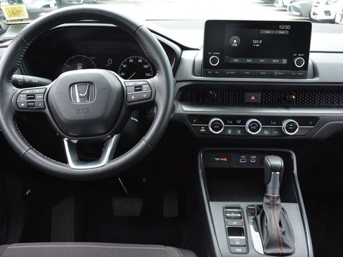 Used 2025 Honda CR-V Sport image 9