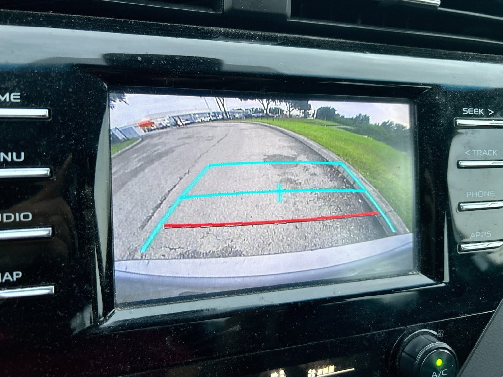 Used 2019 Toyota Camry SE FWD image 23