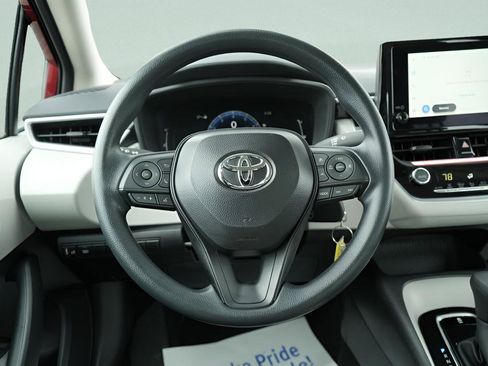 Used 2026 Toyota Corolla LE image 16