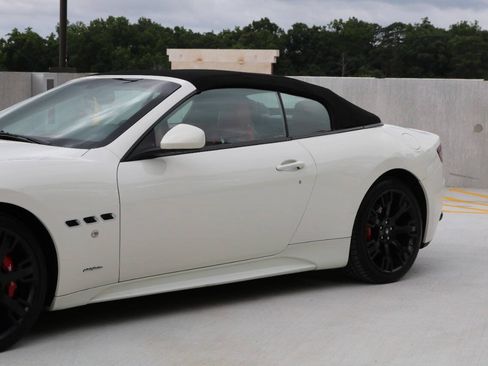 Used 2014 Maserati GranTurismo MC RWD image 24