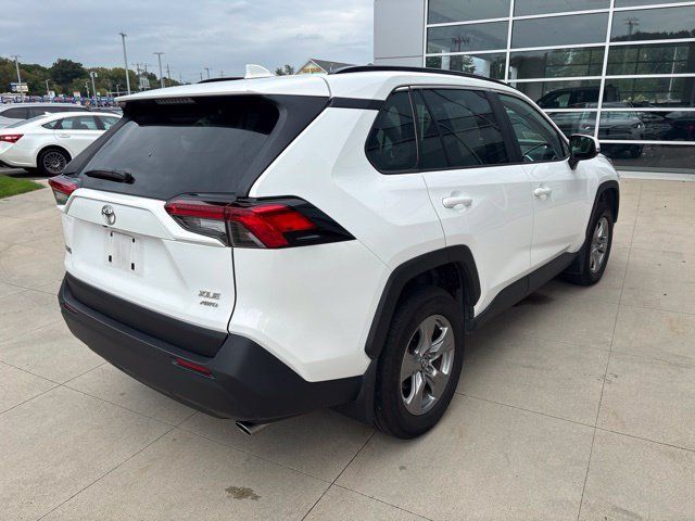 Used 2025 Toyota RAV4 XLE w/ Convenience Package AWD/4WD image 7