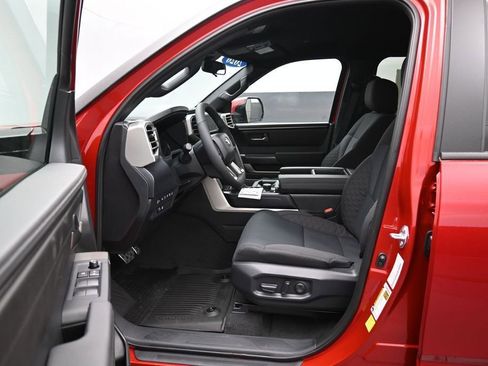 New 2026 Toyota Tundra SR5 AWD/4WD image 10