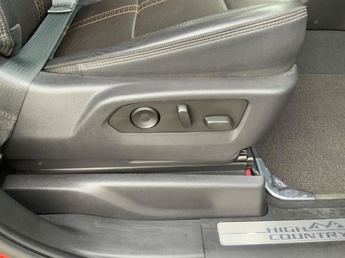 Used 2023 Chevrolet Silverado 1500 High Country image 69