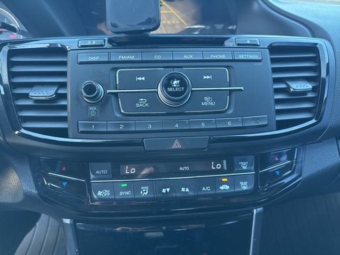 Used 2016 Honda Accord Sport image 21