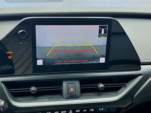 Used 2023 Lexus UX 250h FWD w/ Accessory Package (Z1) image 10