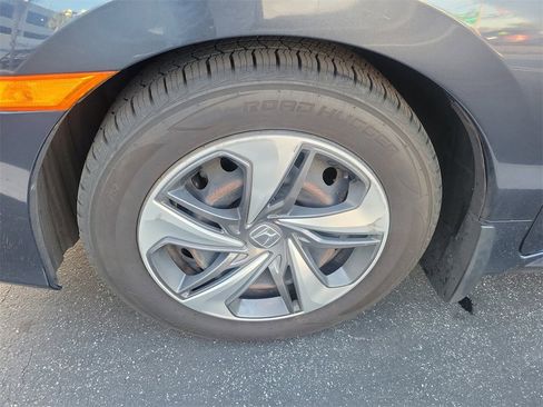 Used 2020 Honda Civic LX image 5