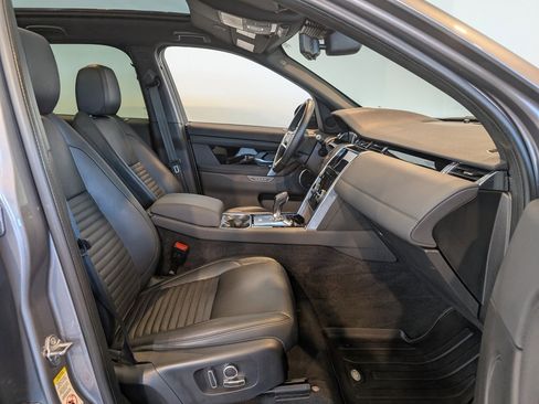 Used 2021 Land Rover Discovery Sport S image 33