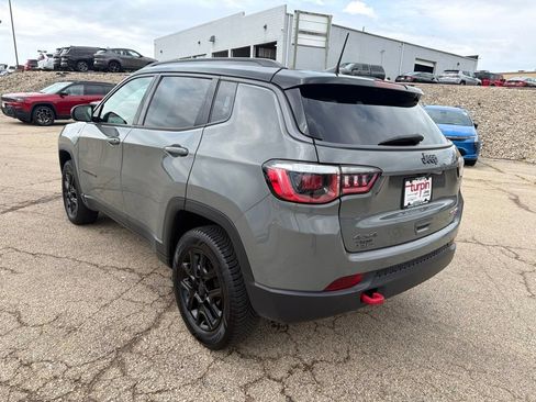 Used 2020 Jeep Compass Trailhawk w/ Cold Weather Group AWD/4WD image 7