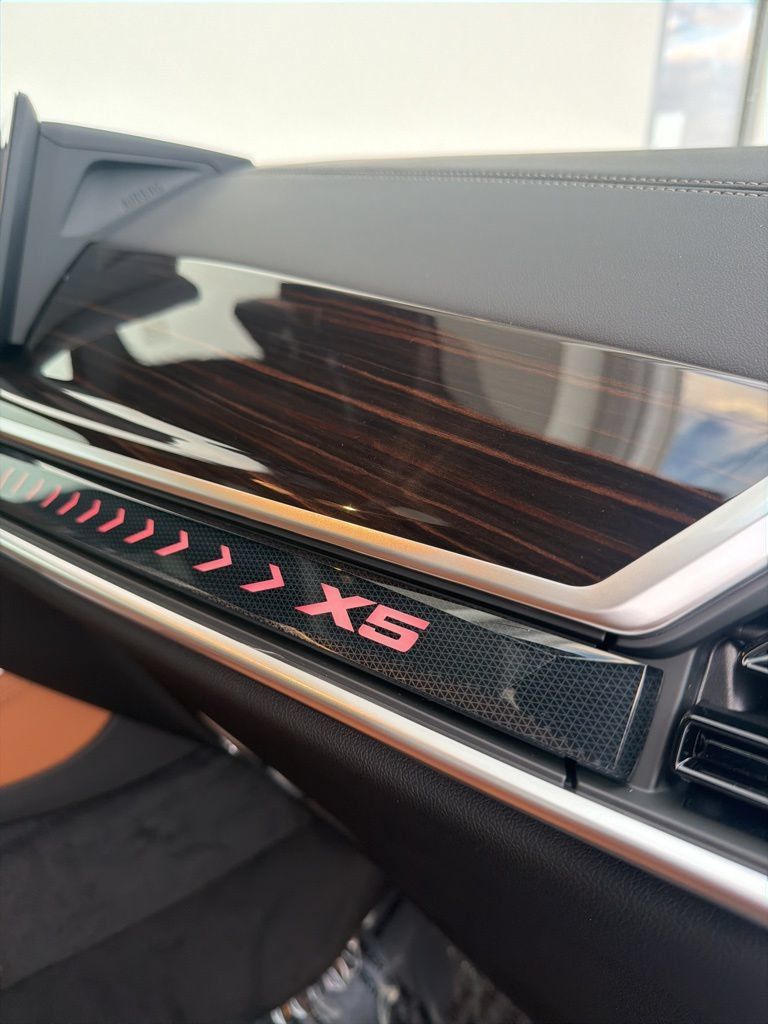 New 2026 BMW X7 M60i AWD/4WD image 75