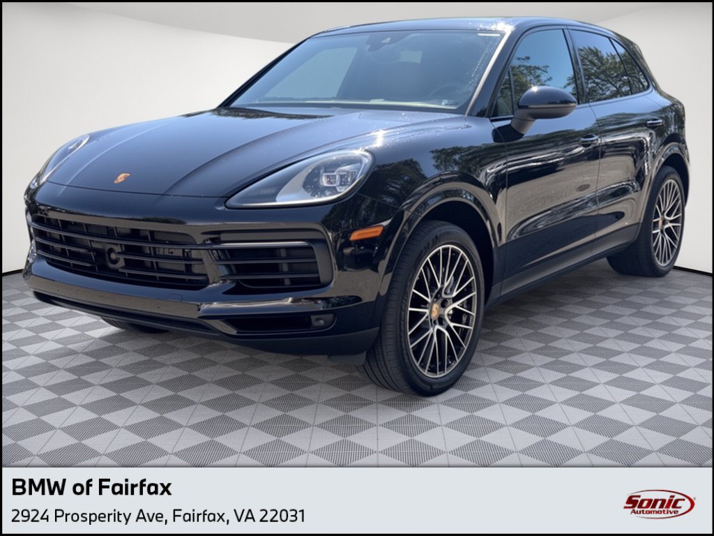 Used 2023 Porsche Cayenne AWD/4WD image 1