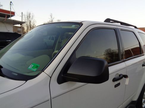 Used 2012 Ford Escape XLT image 10