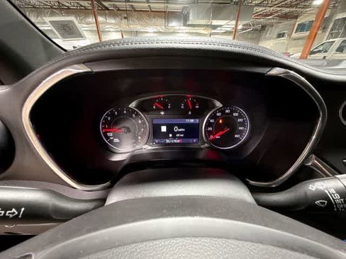 Used 2019 Chevrolet Blazer LT w/ Sound & Technology Package AWD/4WD image 32