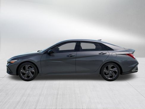 New 2026 Hyundai Elantra Sport image 3