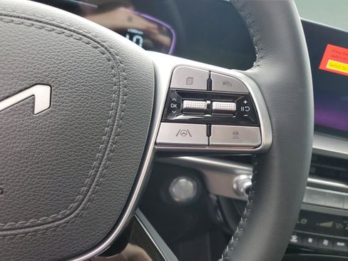 New 2025 Kia Telluride S image 23