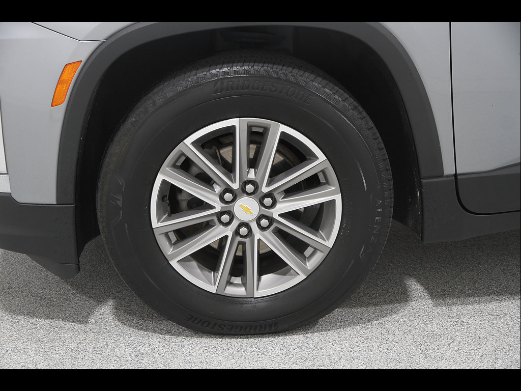 Certified 2023 Chevrolet Traverse LT AWD/4WD image 24