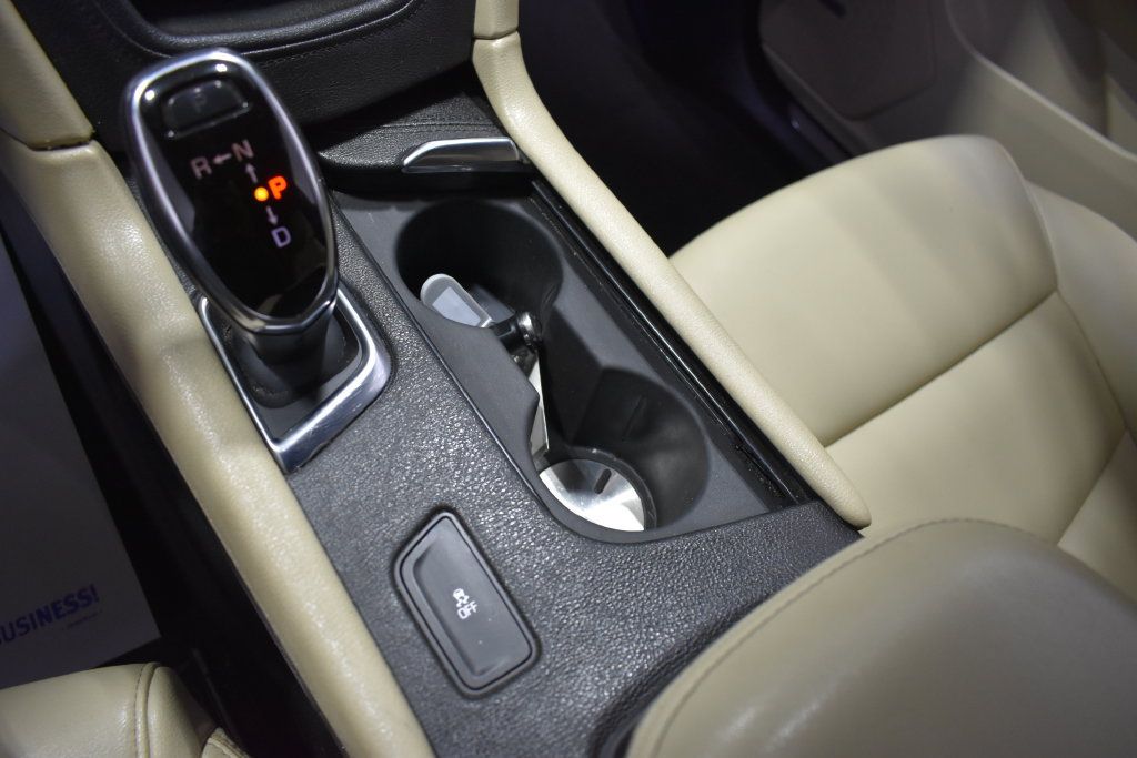 Used 2018 Cadillac XT5 FWD image 20