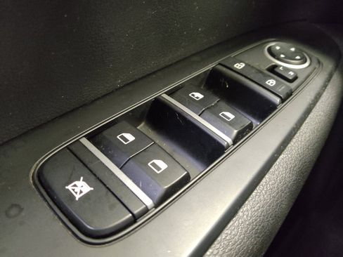Used 2022 Kia Forte LXS w/ LXS Technology Package FWD image 27