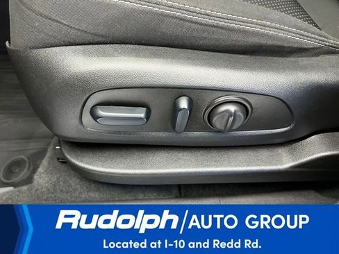 Used 2023 GMC Terrain SLE w/ Driver Convenience Package image 12