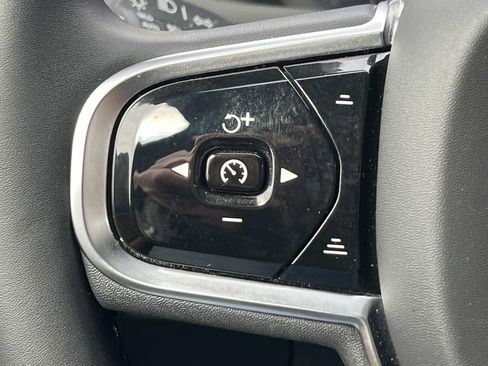 Used 2023 Volvo XC90 B6 Ultimate image 25