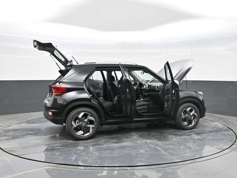 New 2026 Hyundai Venue SEL image 30