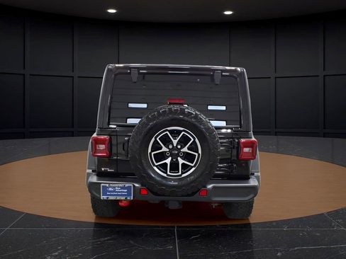 Used 2024 Jeep Wrangler Unlimited Rubicon w/ Safety Group AWD/4WD image 5