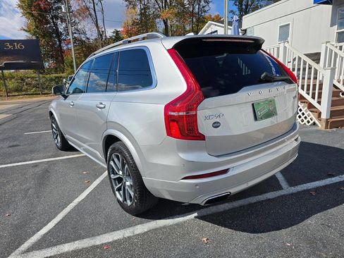 Used 2019 Volvo XC90 T6 Momentum w/ Protection Package image 4
