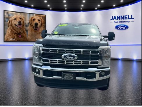 New 2027 Ford F250 XLT w/ Snow Plow Prep Package AWD/4WD image 2