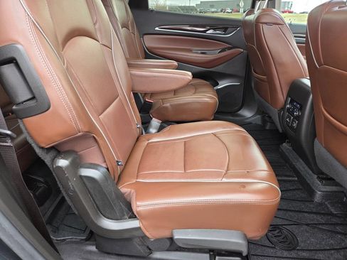 Used 2021 Buick Enclave Avenir w/ Avenir Technology Package AWD/4WD image 56