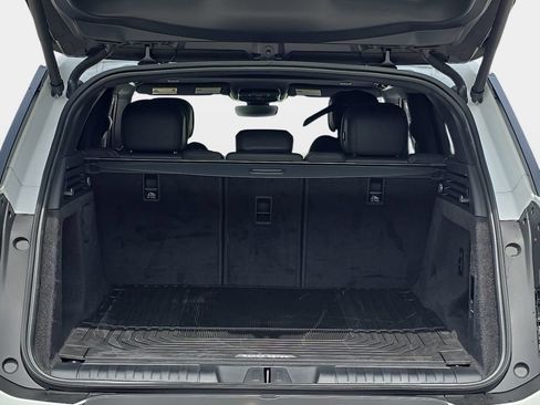 New 2026 Land Rover Range Rover Sport SE AWD/4WD image 12