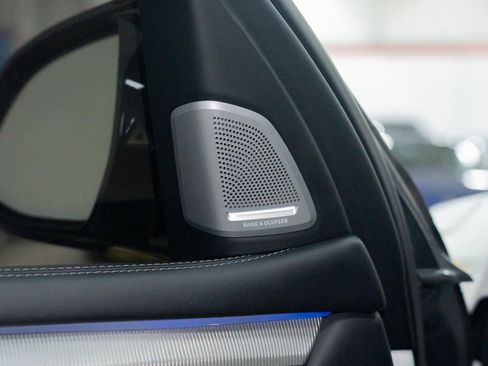 Used 2015 BMW X5 M image 16