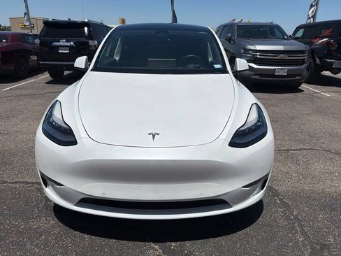 Used 2021 Tesla Model Y Long Range AWD/4WD image 6