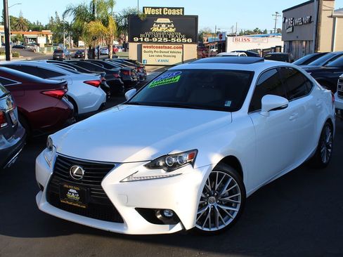 Used 2015 Lexus IS 250 w/ Luxury Package RWD image 2