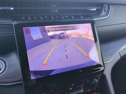 New 2025 Jeep Grand Cherokee L Limited w/ Trailer Tow Package image 30