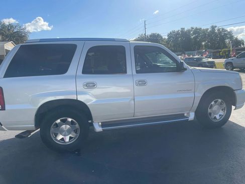 Used 2002 Cadillac Escalade AWD image 4
