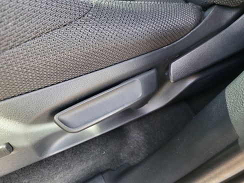 Used 2025 Toyota 4Runner SR5 image 15