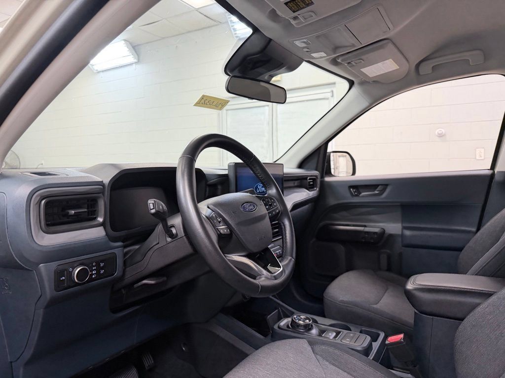 Used 2025 Ford Maverick XLT w/ XLT Luxury Package AWD/4WD image 15