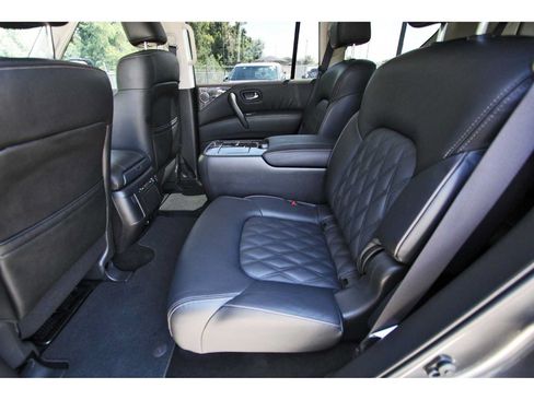 Used 2024 Nissan Armada Platinum w/ Captain's Chairs Package RWD image 13