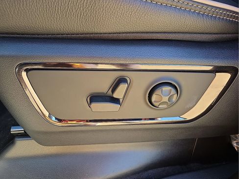 New 2026 RAM 1500 Limited w/ Body Color Bumper Group AWD/4WD image 15