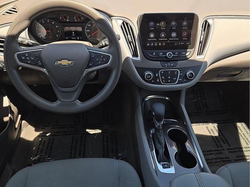 Used 2023 Chevrolet Malibu LT FWD image 10