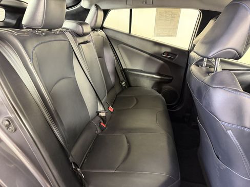 Used 2018 Toyota Prius Three Touring FWD image 30