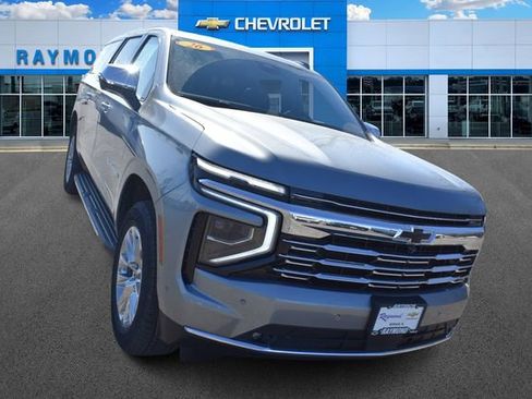 New 2026 Chevrolet Suburban Premier image 10