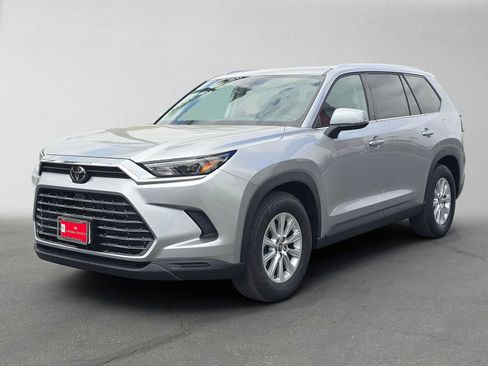 Certified 2026 Toyota Grand Highlander FWD image 7