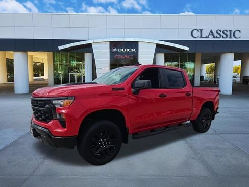 Used 2025 Chevrolet Silverado 1500 Custom Trail Boss w/ Turbomax Blackout Package AWD/4WD image 4