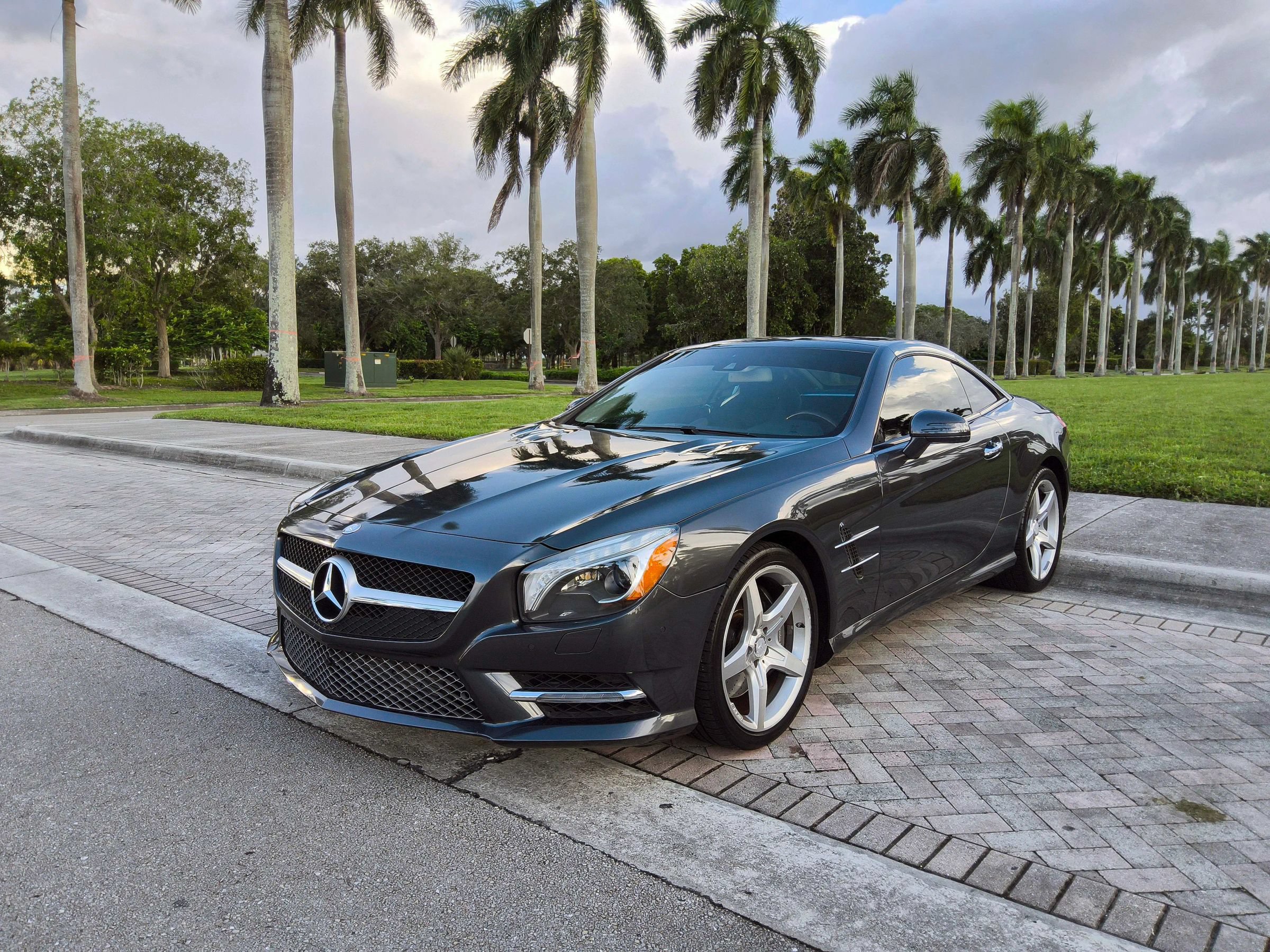 Used 2014 Mercedes-Benz SL 550 image 31