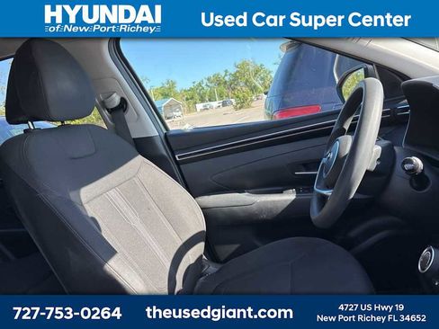 Used 2023 Hyundai Tucson SEL FWD image 7